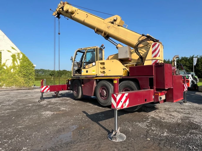 Demag AC40 City